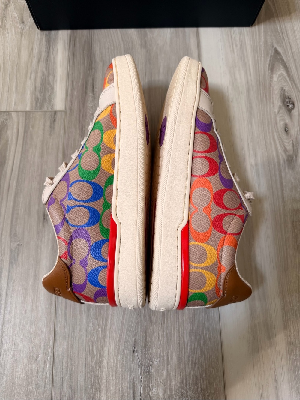 Coach Lowline Rainbow Signature Coated Canvas Sneakers Size 7.5 - Picture 9 of 13